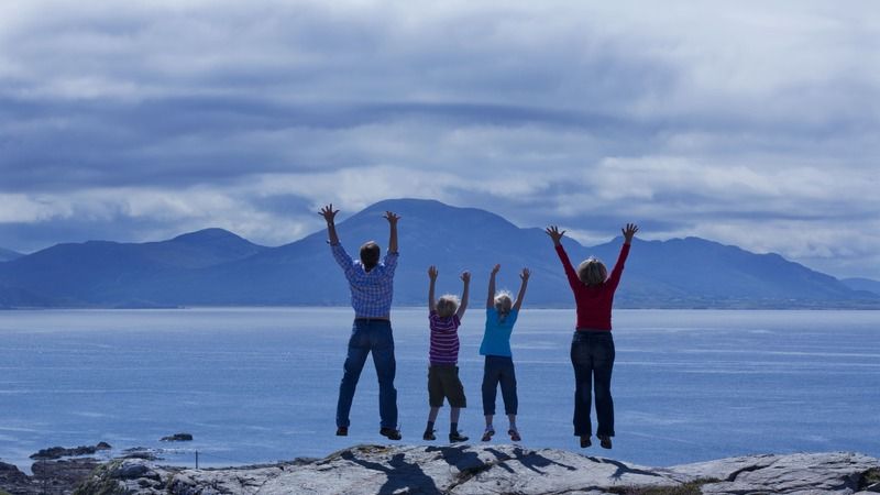 Northern Headlands - Family on top of the world - Malin Head